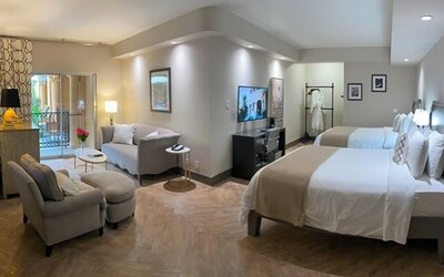 Hollywood Hotel