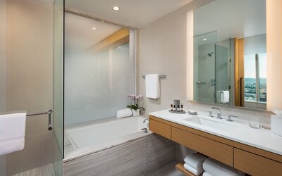 InterContinental Los Angeles Downtown by IHG