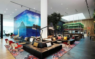 citizenM Los Angeles Downtown