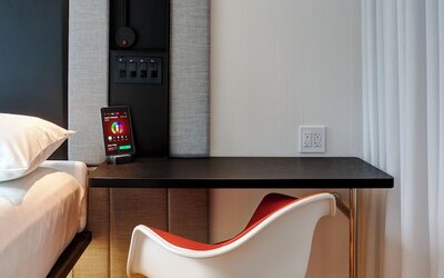 citizenM Los Angeles Downtown