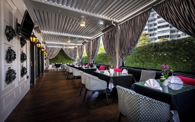 Beverly Hills Plaza Hotel & Spa