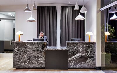 Elan Hotel