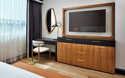Elan Hotel