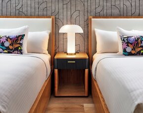 Elan Hotel