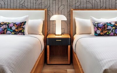 Elan Hotel