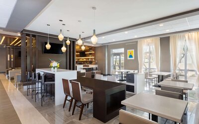 Wingate By Wyndham Miami Airport