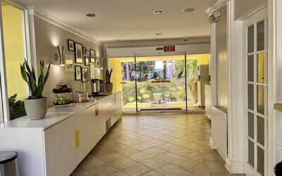 Magic Castle Hotel