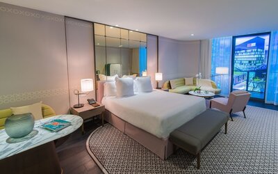 SLS LUX Brickell