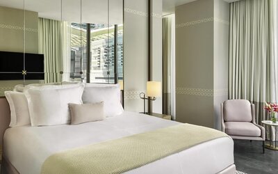 SLS LUX Brickell