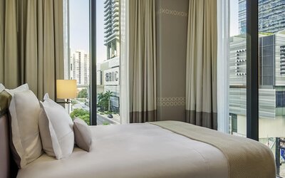 SLS LUX Brickell