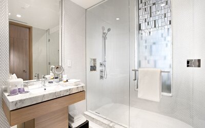 SLS LUX Brickell