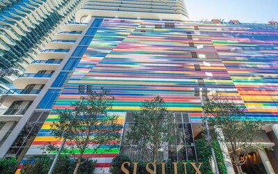 SLS LUX Brickell