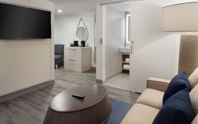 Courtyard by Marriott Miami Coconut Grove