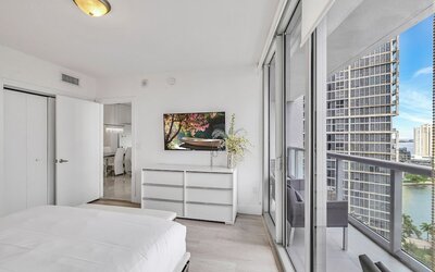 Icon Brickell