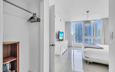 Icon Brickell