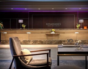 Renaissance Los Angeles Airport Hotel