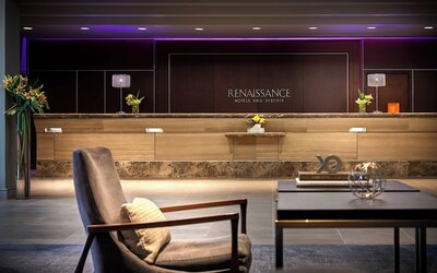 Renaissance Los Angeles Airport Hotel