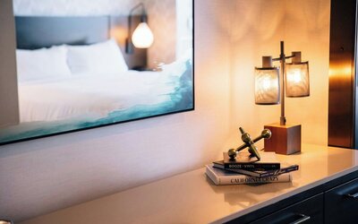 Renaissance Los Angeles Airport Hotel