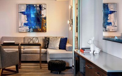 Renaissance Los Angeles Airport Hotel