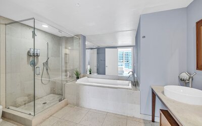 Icon Brickell
