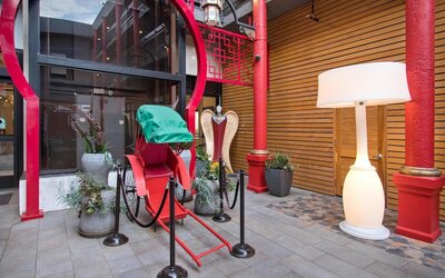 Aiden Los Angeles Downtown Dragon Gate Inn