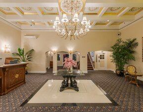Hollywood Historic Hotel