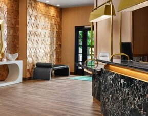 Burton House, Beverly Hills, A Tribute Portfolio Hotel