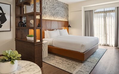 Burton House, Beverly Hills, A Tribute Portfolio Hotel