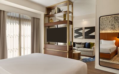 Burton House, Beverly Hills, A Tribute Portfolio Hotel