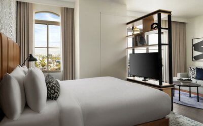 Burton House, Beverly Hills, A Tribute Portfolio Hotel