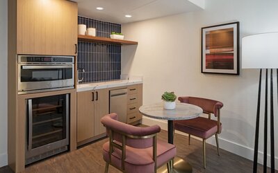 Burton House, Beverly Hills, A Tribute Portfolio Hotel