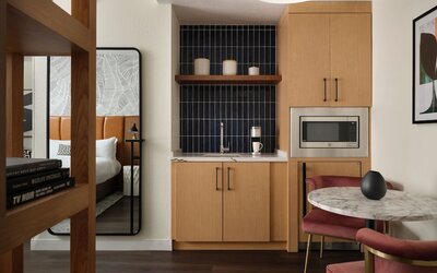 Burton House, Beverly Hills, A Tribute Portfolio Hotel