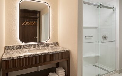 Burton House, Beverly Hills, A Tribute Portfolio Hotel