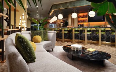 Burton House, Beverly Hills, A Tribute Portfolio Hotel