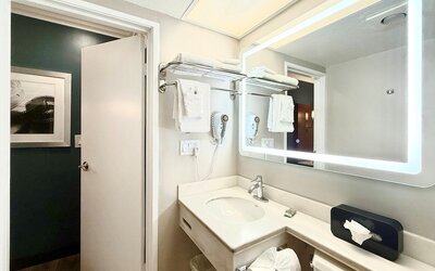 Best Western Hollywood Plaza Hotel - Walk of Fame Film City LA