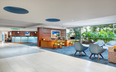 Courtyard Waikiki Beach