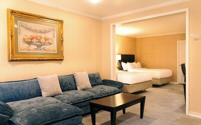 Hotel Stanford