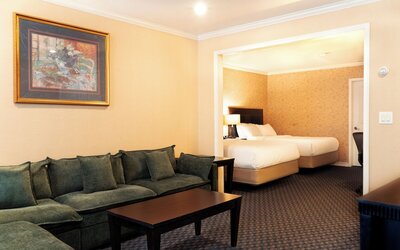 Hotel Stanford