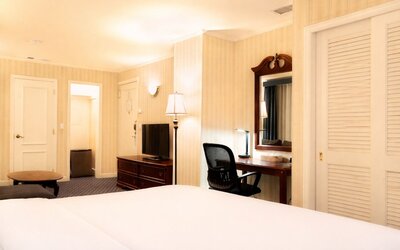 Hotel Stanford