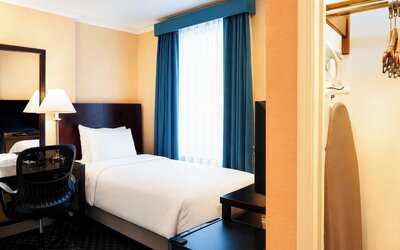 Hotel Stanford