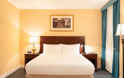 Hotel Stanford