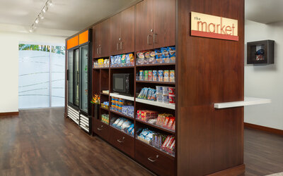 Courtyard Waikiki Beach