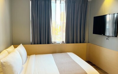 Madison LES Hotel