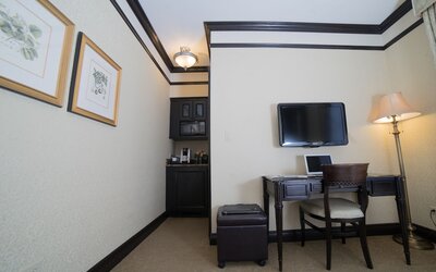 The Lucerne Hotel