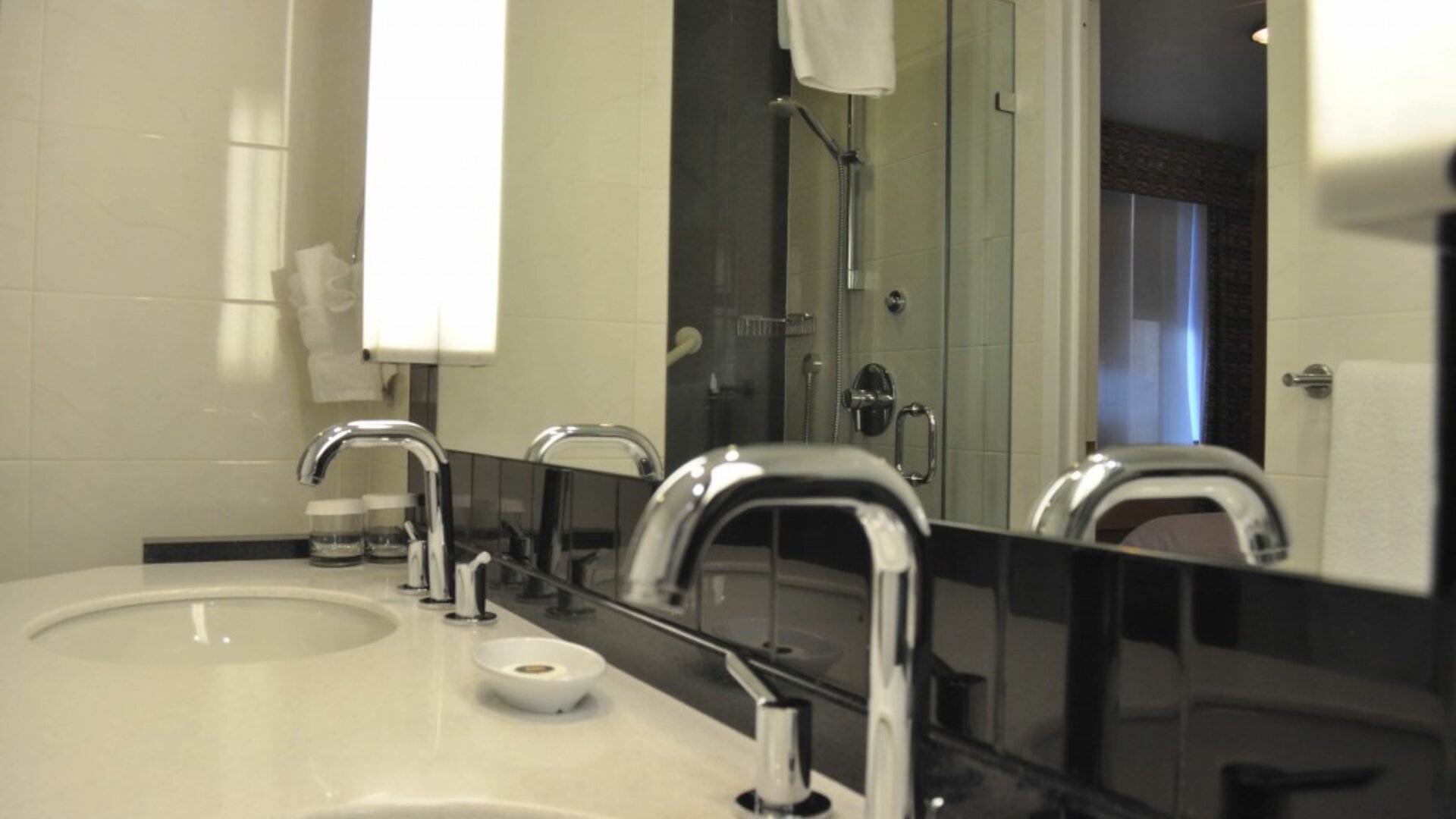 Washington Square Hotel