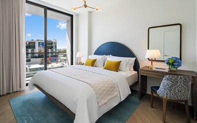 The 27 Wynwood