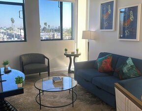 Melrose Rooftop Boutique Residences