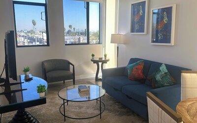Melrose Rooftop Boutique Residences