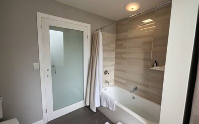 Melrose Rooftop Boutique Residences