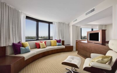 Hilton Miami Airport Blue Lagoon